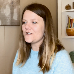 Emily, mother to Isla, sharing her experience with XLH